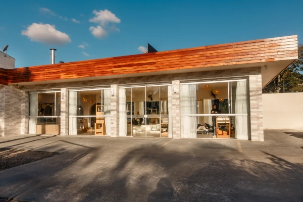 galeria_9_suzana_bond_min_1